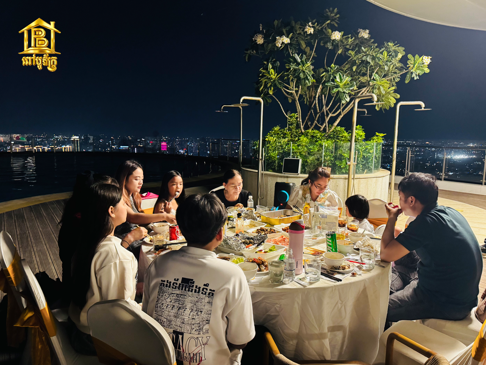 Featuring one of the largest rooftop swimming pools in the area, offering a breathtaking 360° panoramic view of Phnom Penh.